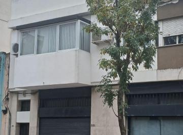 Casa de 8 ambientes, Córdoba · Casa 2 Dor. Centro, Reciclada a Nueva