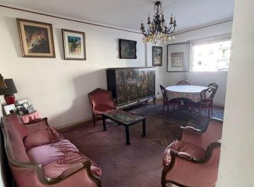 Departamento de 3 ambientes, Recoleta · Recoleta 3 Ambientes y Dependencia Categoría 70 m. Apto Crédito