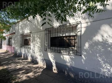 Casa · 107m² · 3 Ambientes · 1 Cochera · Casa 3 Amb Para Reciclar! Jose Leon Suarez! Venta