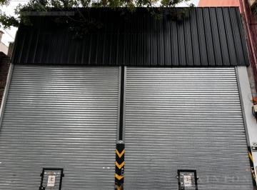 Local comercial · 480m² · 1 Cochera · Local o Deposito a Estrenar en Flores Muy Amplio