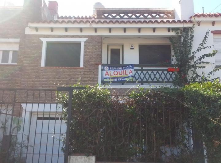 Casa · 110m² · 4 Ambientes · 1 Cochera