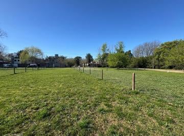 Terreno · 440m² · Venta Terreno en Barrio - Lomas de Peró