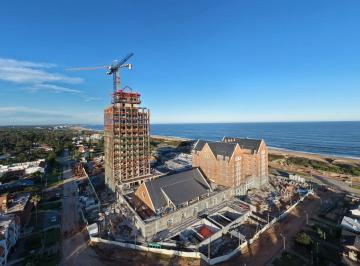 Departamento · 1602ha · 5 Ambientes · 4 Cocheras · Venta Departamento Duplex/penthouse - Cipriani - Playa Brava, Punta del Este, Uruguay