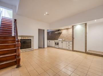Casa · 300m² · 4 Ambientes · 6 Cocheras · Casa en Chauvin
