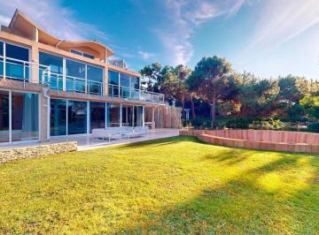 Casa · 544ha · 12 Ambientes · 5 Cocheras · Venta de Casa en Costa Esmeralda