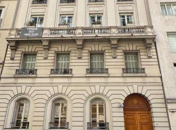 Departamento · 365ha · 6 Ambientes · 1 Cochera · Venta de Departamento Frances Av Alvear 1500