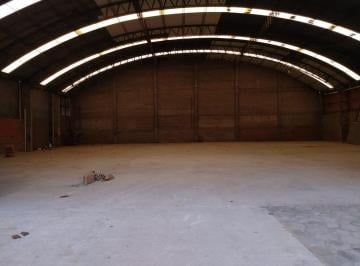 Bodega-Galpón · 1050m² · 3 Ambientes · 6 Cocheras · Se Alquila Galpon con Oficinas Sobre Panamericana Tigre