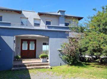 Casa · 430m² · 8 Ambientes · 2 Cocheras · Vendo Casa en Estancia Q2, Mendiolaza