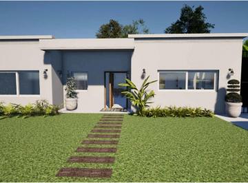 Casa · 160m² · 3 Ambientes · 2 Cocheras · Venta de Casa en Una Planta en Bella Vista a Estrenar