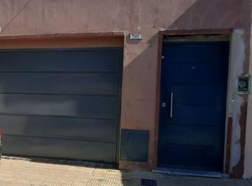 Casa · 116m² · 4 Ambientes · 1 Cochera · Casa en Villa Celina