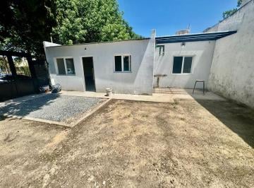 Departamento · 40m² · 2 Ambientes · 1 Cochera · Venta de Dto 2 Amb con Jardín y Cochera en San Miguel