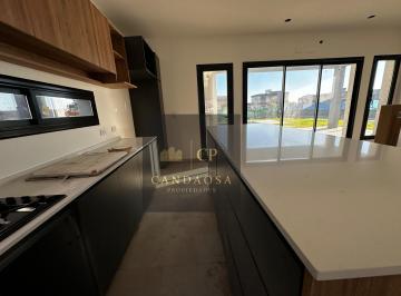 Casa · 185m² · 4 Ambientes · 3 Cocheras · Sg Casa Venta Premium Pilar del Este
