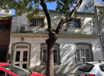 PH · 52m² · 4 Ambientes · PH en Almagro