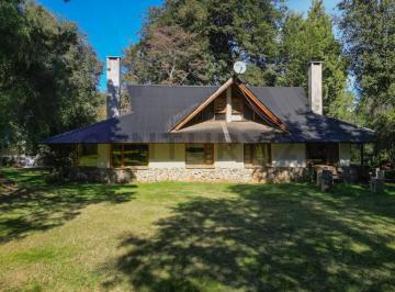 Casa · 78m² · 3 Ambientes · 1 Cochera · Venta Casa Villa La Angostura