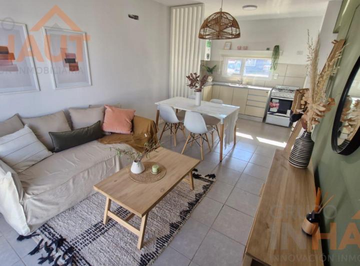 Casa · 52m² · 3 Ambientes · 1 Cochera