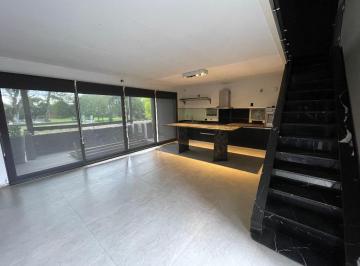 Departamento · 82m² · 3 Ambientes · 1 Cochera · Excelente Departamento de 3 Ambientes en Dúplex de Categoría en El Condominio apart'S del Pinazo