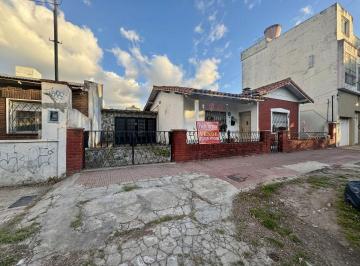 YAR-YAR-28454_2 · Casa 3 Ambientes. | Dante 4984