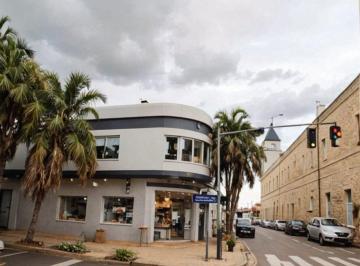Departamento · 150m² · 7 Ambientes · Alquilo Dpto 4d Centro Cordoba Prefer Comercial