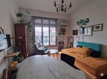 Departamento · 40m² · 2 Ambientes · Venta Departamento Abasto - 2 Ambientes 40 m² Al Frente - Apto Credito