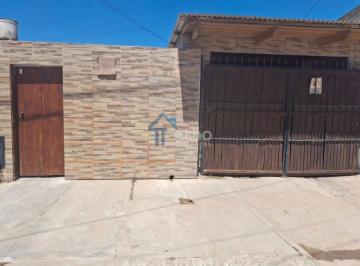 Casa · 64m² · 3 Dormitorios · 1 Cochera · Casa en Venta en Calle 53 Bis Entre 82 y 84