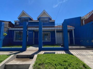 Casa · 260m² · 3 Ambientes · 1 Cochera · A. Nuevo Valor! Casa Tres Ambientes en Venta Quilmes Oeste