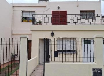 Casa de 2 ambientes, Córdoba · Casa en Venta - Oportunidad
