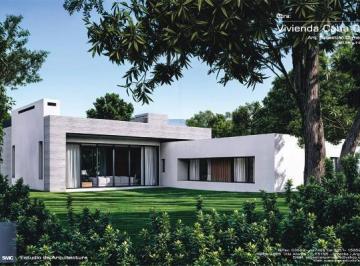 Casa · 1100m² · 8 Ambientes · 1 Cochera · Casa en El Terrón – 345 m² Cubiertos