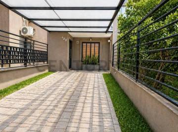Casa · 90m² · 4 Ambientes · 1 Cochera · Venta Duplex 4 Ambientes Ituzaingo Norte
