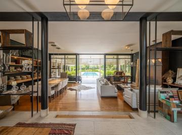 Casa · 417m² · 7 Ambientes · 2 Cocheras · Casa en Venta en Club Los Cerrillos, Manzanares, Pilar - 7 Ambientes