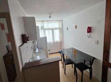 Departamento · 39m² · 2 Ambientes · Dpto de Dos Ambientes a La Calle con Balcon - Falucho y Corrientes