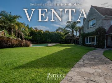Casa · 650m² · 8 Ambientes · 3 Cocheras · Venta Residencia con Pileta en Stella Maris