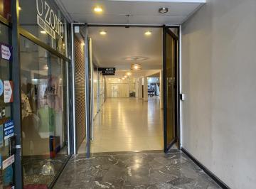 Oficina comercial · 36m² · 2 Ambientes · Local en Alquiler Punto San Martín - Av San Martín y Olascoaga