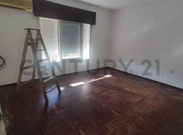 PH · 76m² · 3 Ambientes · PH 3 Ambientes con Patio y Terraza Propia