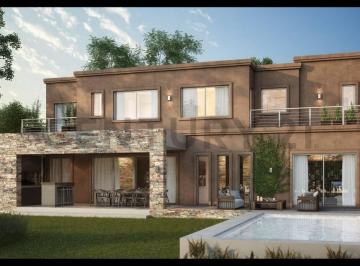 Casa · 327m² · 5 Ambientes · 6 Cocheras · Venta Casa 5 Ambientes – Buenos Aires Golf Country Club