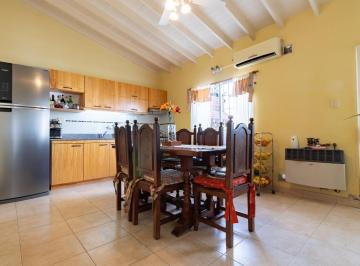 PH · 89m² · 4 Ambientes · Venta PH 4 Ambientes con Patio, Parrilla y Balcón Terraza en Lomas del Mirador