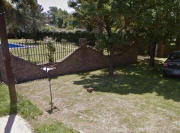 Casa de 4 ambientes, Roldán · Venta o Permuta Casa en Roldan con Frondoza Arboleda y Gran Pileta. a Reciclar