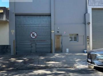 Depósito · 300m² · 1 Ambiente · Depósito en Alquiler - 300 m² - Paternal