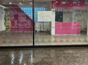 Local comercial de 1 ambiente, Flores · Alquiler Local en Galeria San Jose Flores