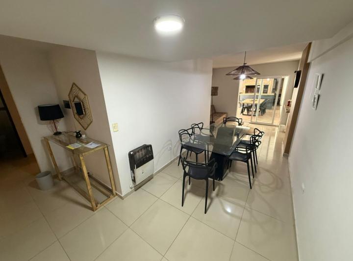 Departamento · 80m² · 6 Ambientes