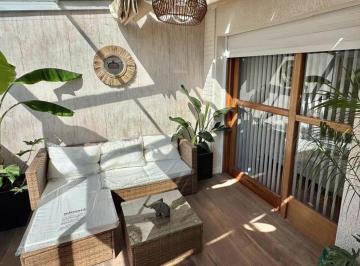 Departamento · 70m² · 3 Ambientes · 3 Amb a La Calle con Balcón Terraza