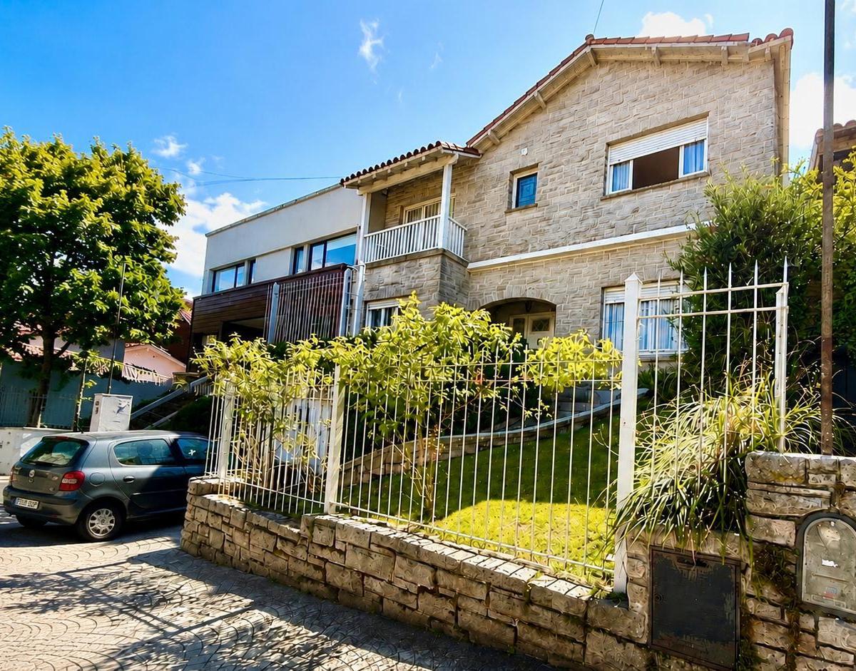 Casa 6 amb, 233m² en Stella Maris — ideal para familias