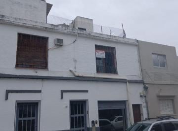 Departamento de 8 ambientes, Córdoba · Amplio Externo/gran Patio Terraza con Asador y Baño/ Excelente Ubicacion