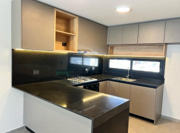 PH · 112m² · 2 Dormitorios · 2 Cocheras · PH en Claros del Bosque