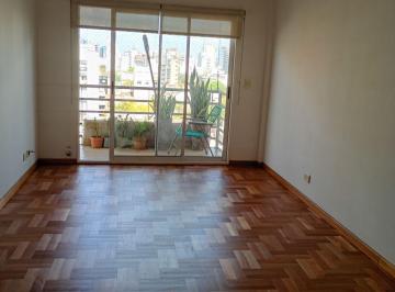 Departamento en Alquiler de 3 ambientes  · Excelente Departamento en Alquiler