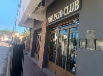 Local comercial · 12m² · Local en Alquiler en Pleno Centro de Rio Ceballos. Sup 12 m², con Frente Vidriado a La Calle.