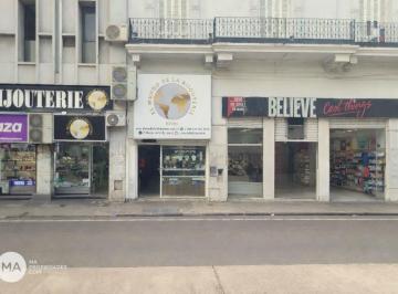 Local comercial · 147m² · 3 Ambientes · Local Comercial 147 m² en Ubicación Estratégica - San Luis 1300 - Centro Rosario | Alquiler