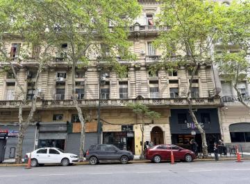 Departamento · 28m² · 2 Ambientes · Depto 2 Ambientes Al Frente con Balcon - Edificio Historico