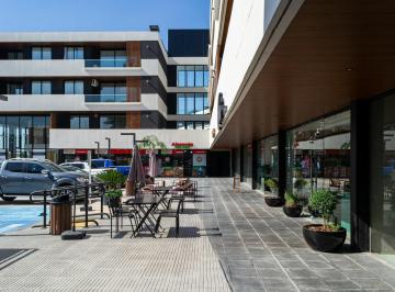 Local comercial · 87m² · 1 Ambiente · 1 Cochera · Local en Canning (E. Echeverria)