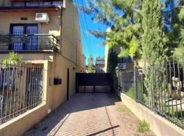 Casa · 104m² · 4 Ambientes · 1 Cochera · Casa en Don Torcuato