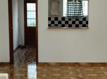 Casa de 3 ambientes, La Plata · Alquiler Casa 2 Dorm.